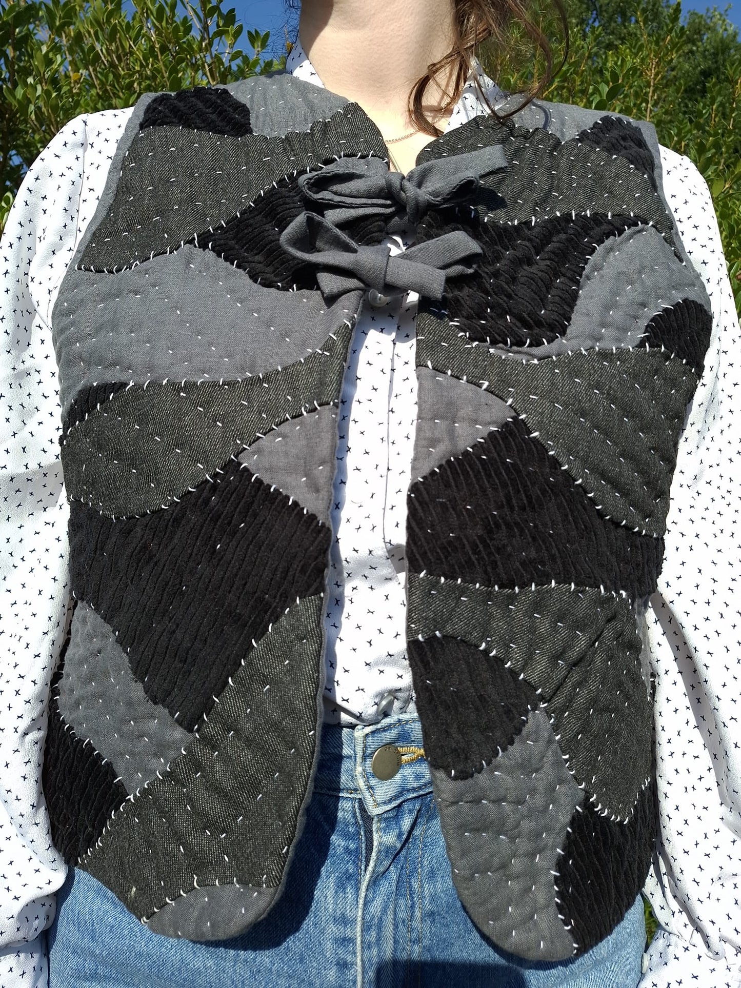 Tonal vest